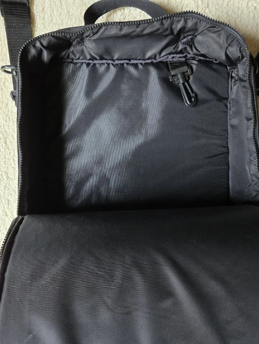 AKONA Adventure Gear Black Crossbody Shoulder Bag